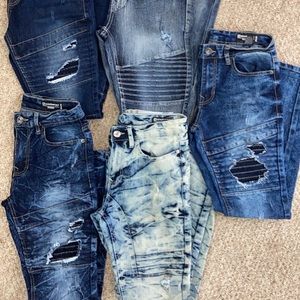 Young Adult/Men’s Streetwear Skinny Jeans - size 29x30 - sold as a lot